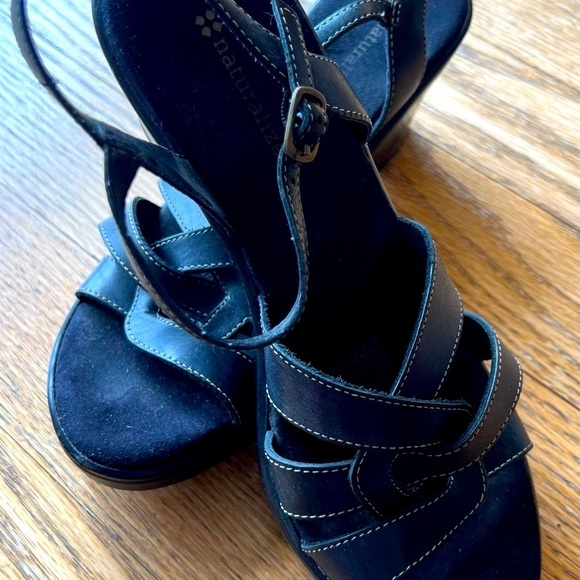 🥳SUMMER SALE🥳 Naturalizer Black Heels Elegant Design - Picture 4 of 9